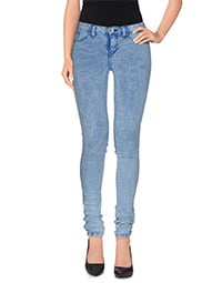 jeans in tinta chiara, di Dr. Denim Jeansmakers